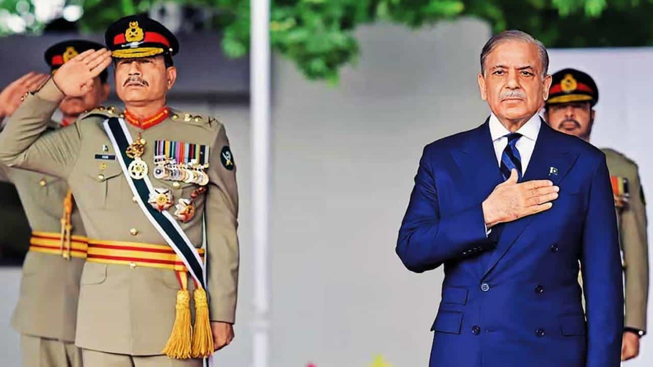 Shahbaz Sharif : मोठी बातमी; पाकिस्तानमध्ये शाहबाज शरीफ सरकारचा तख्तापालट, लष्कराने डाव टाकला? अंतर्गत घडामोडी काय?