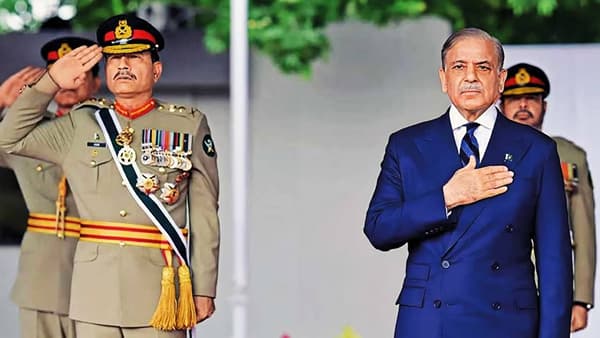 Shahbaz Sharif : मोठी बातमी; पाकिस्तानमध्ये शाहबाज शरीफ सरकारचा तख्तापालट, लष्कराने डाव टाकला? अंतर्गत घडामोडी काय?