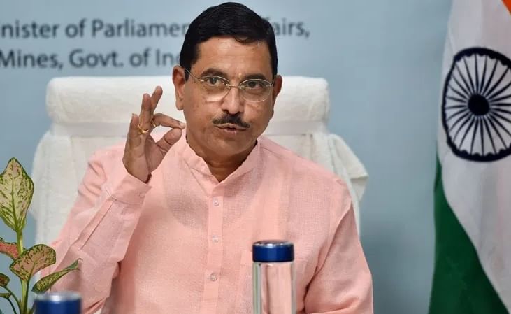 मोदी यांची 'अघोषीत आणीबाणी@११', जयराम रमेश यांच्या टीकेला केंद्रीय मंत्र्यांचे  जोरदार उत्तर