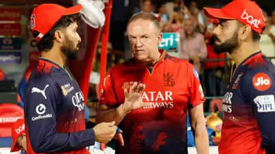 आयपीएलच्या शेवटच्या टप्प्यात असं झालं तर आरसीबी प्लेऑफमधून बाहेर! कसं काय ते गणित समजून घ्या