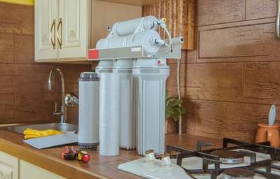 RO वापरताना दररोज पाणी वाया जातंय? ही युक्ती वापरा आणि वाचवा हजारो लिटर!