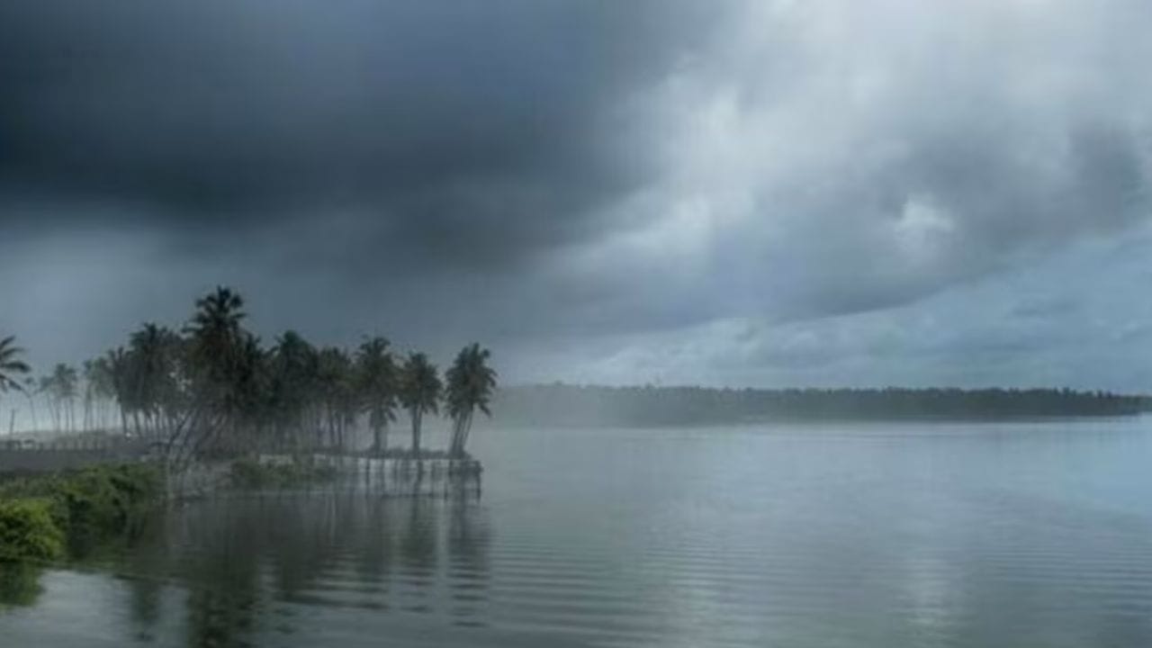 Monsoon Update : मान्सून पुढील 24 तासांत केरळमध्ये दाखल होणार, 16 वर्षांनंतर असा विक्रम