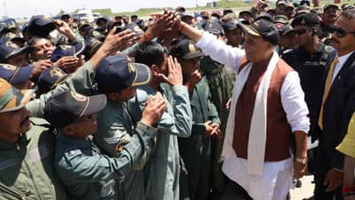 जेवढ्या वेळात लोक नाश्ता करतात, तेवढ्या वेळात पाकचं... राजनाथ सिंह यांच्याकडून जवानांचं तोंडभरून कौतुक