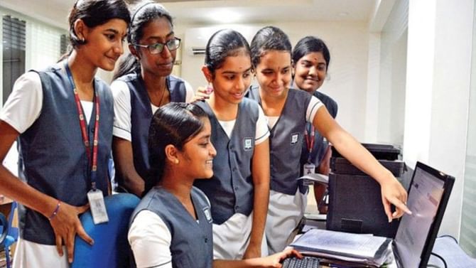 SSC Result: दहावीचा निकाल जाहीर; 94.10 टक्के निकाल, कोणता विभाग अव्वल? SSC Result: दहावीचा निकाल जाहीर; 94.10 टक्के निकाल, कोणता विभाग अव्वल?