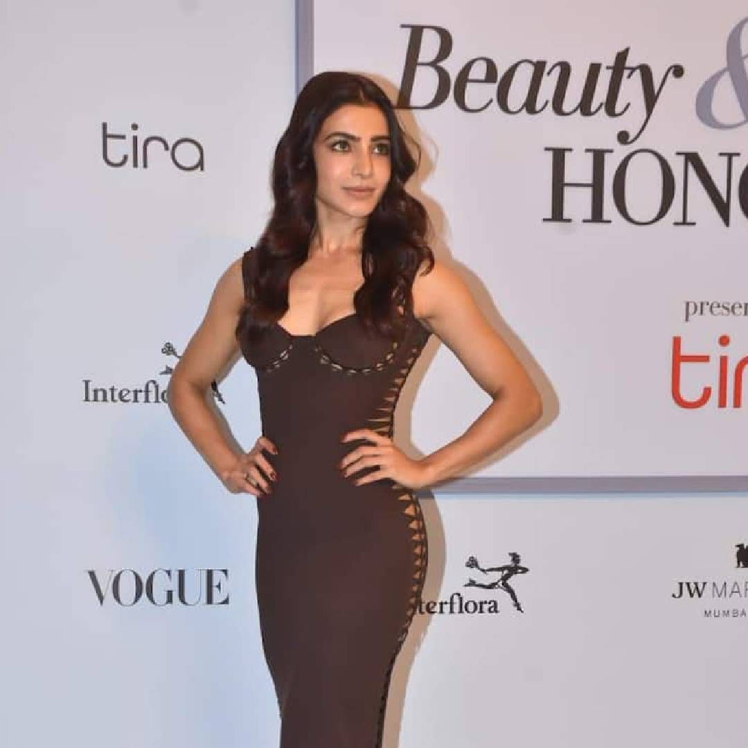 या कार्यक्रमातील समंथाचा लूक पाहून सर्वजण थक्क झाले होते. यावेळी तिने बॉडी फिट ड्रेस परिधान केला होता. या ड्रेसमध्ये समंथा खूपच बारिक दिसत होती. त्यामुळे तिचं वजन बरंच कमी झाल्याचा अंदाज नेटकऱ्यांनी वर्तवला. 
