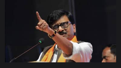 ठाकरे गटाचे या चिमण्यांनो परत फिरारे? नारायणगावच्या सभेतून संजय राऊत यांची हाक काय?; मोठ्या घडामोडी घडणार?