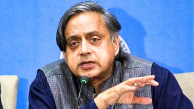 माझ्यासाठी पक्षाच्या आधी देश..., काँग्रेसकडून निष्ठेच्या टीकेनंतर शशी थरुर यांचे वक्तव्य