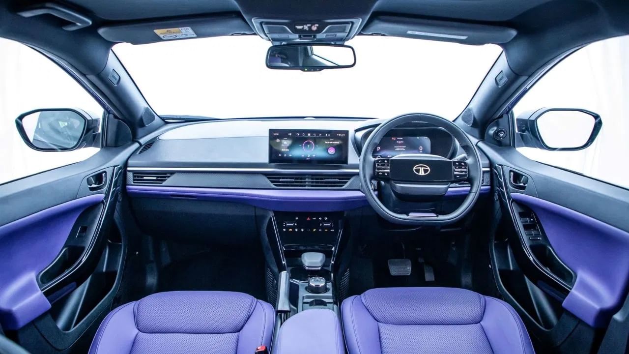 TATA च्या ‘या’ कारने बलेनो आणि वॅगनआरला मागे टाकले, ब्रेझाची जोरदार स्पर्धा TATA च्या ‘या’ कारने बलेनो आणि वॅगनआरला मागे टाकले, ब्रेझाची जोरदार स्पर्धा