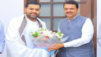 Rohit Sharma : रोहित शर्मा मुख्यमंत्री देवेंद्र फडणवीसांच्या भेटीला, निवृत्तीनंतर राजकारणात उतरणार?