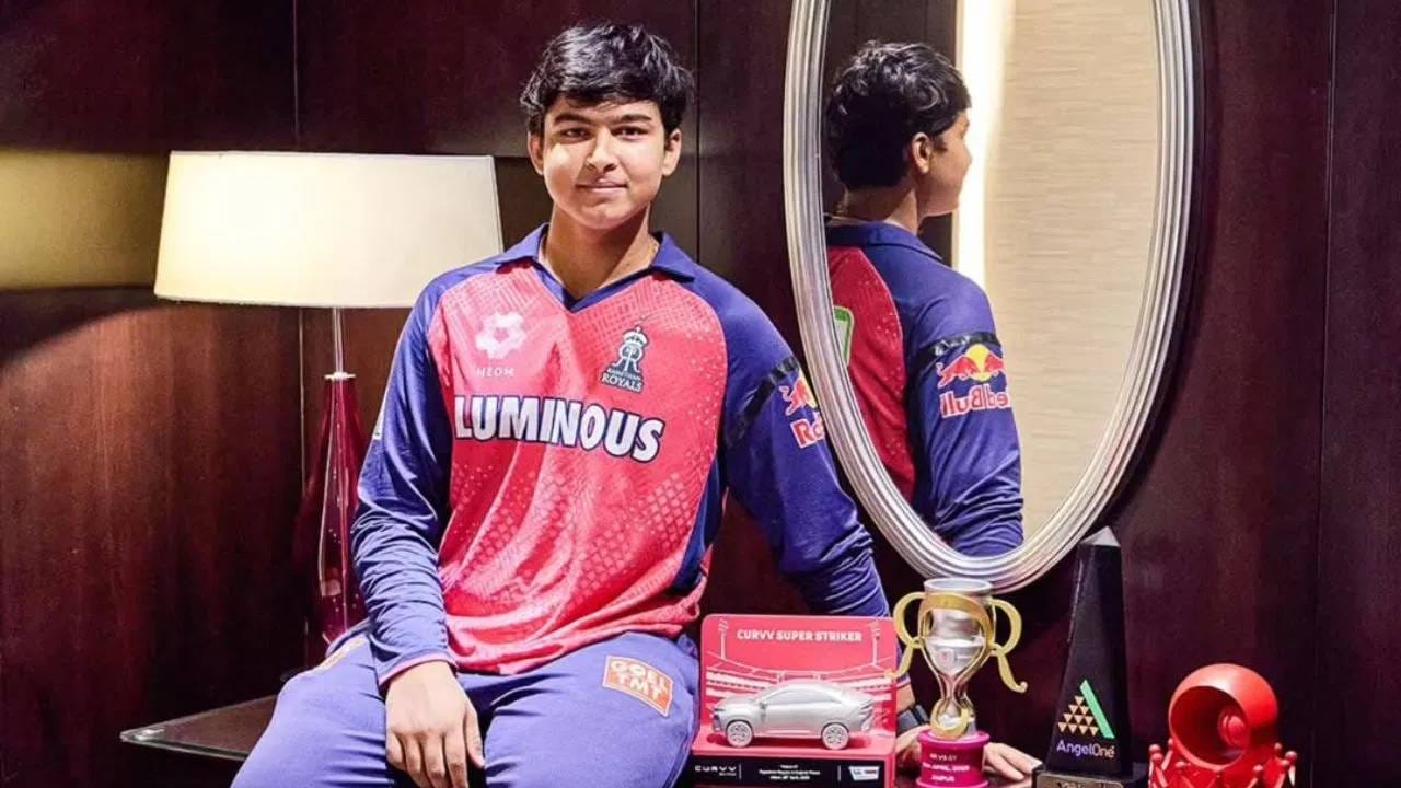 वैभव सूर्यवंशीची कॉपी करू नको, आयपीएल स्पर्धेत केलेल्या त्या चुकीनंतर वडिलांनी कान टोचले