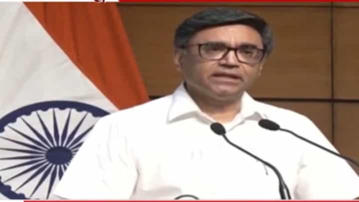 Operation Sindoor : तपासात दहशतवाद्यांचे पाकिस्तानशी संबंध उघड झाले - परराष्ट्र सचिव विक्रम मिस्री Operation Sindoor : तपासात दहशतवाद्यांचे पाकिस्तानशी संबंध उघड झाले - परराष्ट्र सचिव विक्रम मिस्री