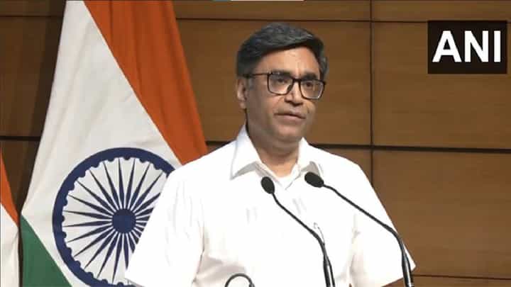 Vikram Misri : भारतावर आणखी दहशतवादी हल्ल्याचा डाव होता? परराष्ट्र सचिवांचा खळबळजनक दावा काय? Vikram Misri : भारतावर आणखी दहशतवादी हल्ल्याचा डाव होता? परराष्ट्र सचिवांचा खळबळजनक दावा काय?