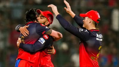 IPL 2025 : आरसीबीला प्लेऑफआधी मोठा झटका, मॅचविनर 18 व्या मोसमातून आऊट, कुणाला संधी?