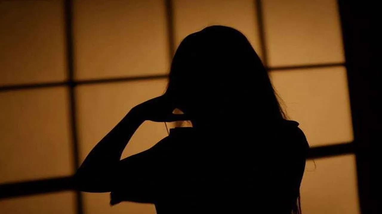 'मला माफ करा मी...'; 21 व्या मजल्यावरून आयटी अभियंता तरुणीची उडी, पुणे हादरलं