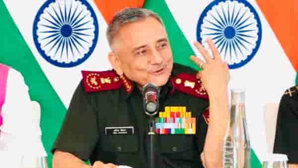 ऑपरेशन सिंदूर शिगेला पोहोचला असताना अचानक शस्त्रसंधी का? सीडीएस अनिल चौहान यांनी सांगितले कारण