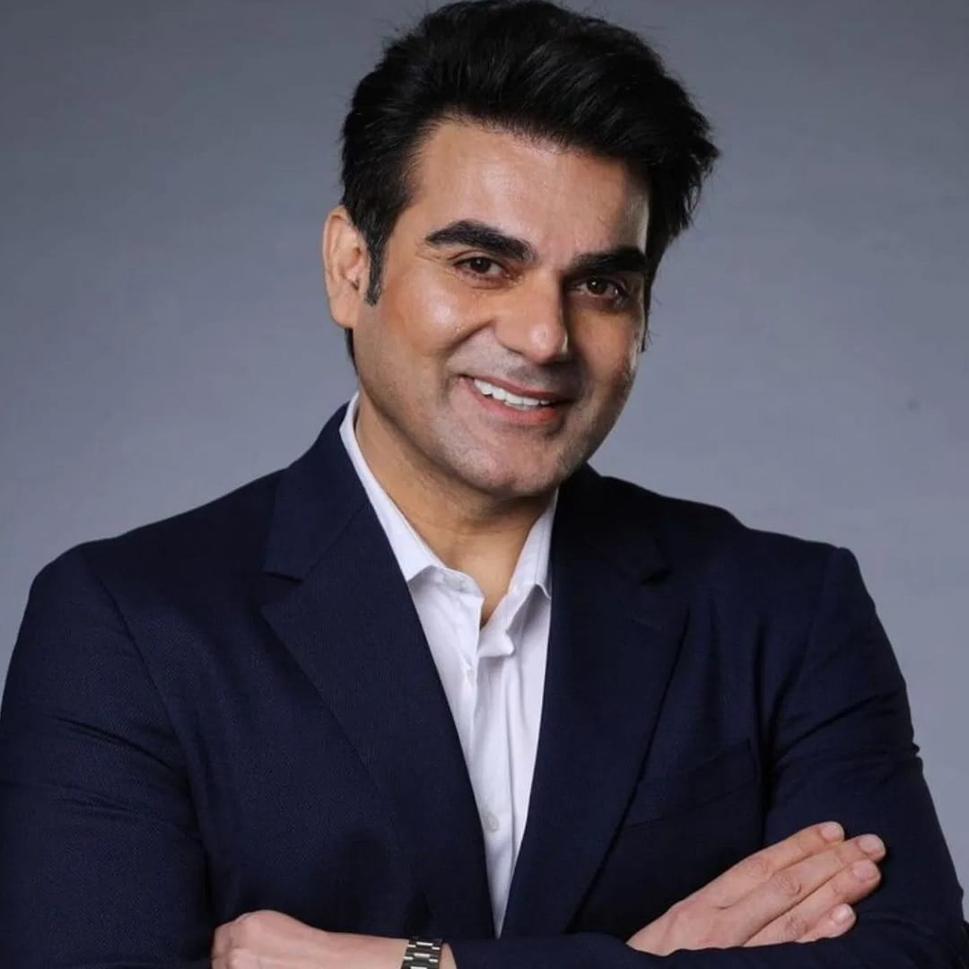 श्वेता तिवारी हे हिंदी टेलिव्हिजनमधील एक मोठे नाव आहे, तिने पाकिस्तानी चित्रपटांमध्येही पाऊल ठेवले आहे. 2014 मध्ये श्वेता तिवारीने देखील पाकिस्तानी चित्रपट 'सुल्तान' मध्ये दिसली होती, तो एक रोमँटिक अॅक्शन चित्रपट होता.