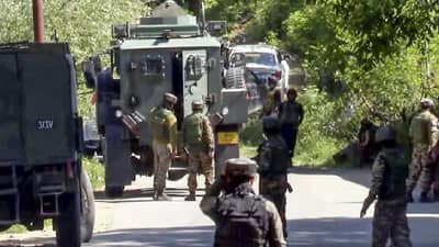 48 तासांत काश्मीरमध्ये 6 दहशतवाद्यांचा खात्मा; नागरी वस्तीत लपले होते 3 जण