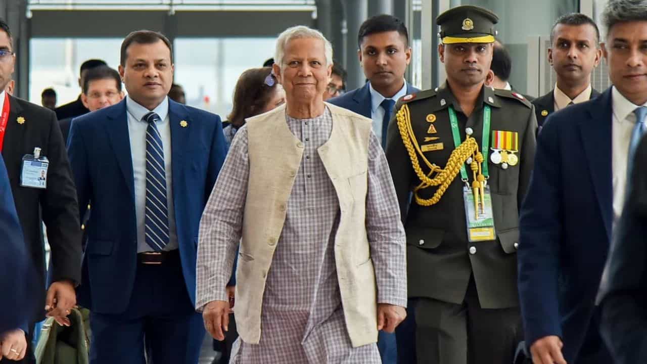आम्ही युद्धासारख्या परिस्थितीत..., बांगलादेशातील निवडणुका मोहम्मद युनूस यांनी पुन्हा टाळल्या