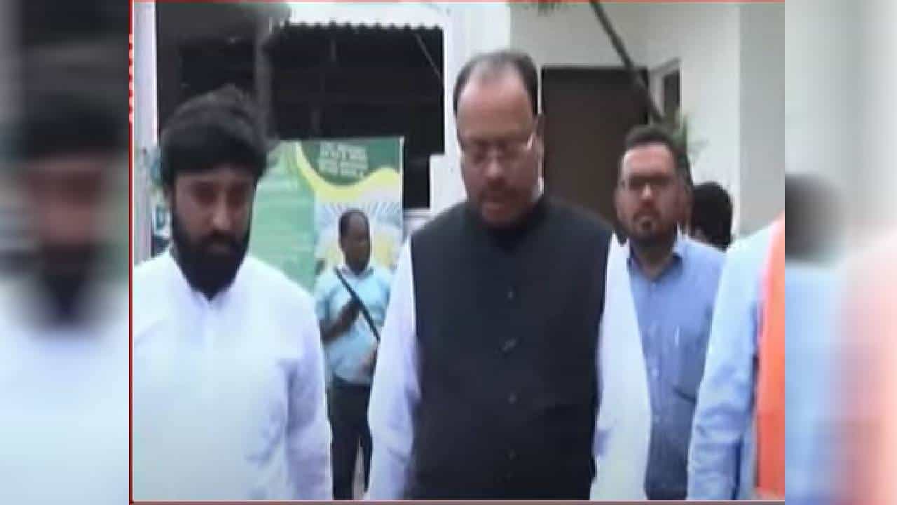 काँग्रेस फोडा, रिकामी करा; चंद्रशेखर बावनकुळेंचे पक्ष कार्यकर्त्यांना आदेश