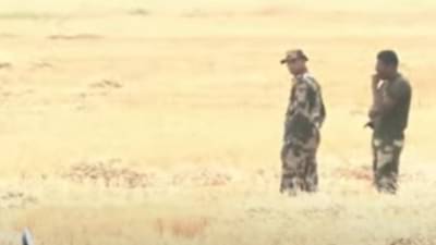 मोठी बातमी! अटारी बॉर्डर परिसरातील गावात सापडली संशयास्पद वस्तू, गावकऱ्यांचा धक्कादायक दावा