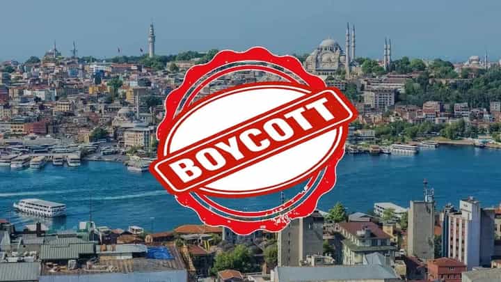Turkey Trips Canceled : भारतीय पर्यटकांनी टाकला तुर्कीवर बहिष्कार; सगळ्या सहली रद्द Turkey Trips Canceled : भारतीय पर्यटकांनी टाकला तुर्कीवर बहिष्कार; सगळ्या सहली रद्द