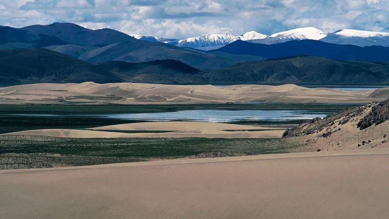 या नद्यांचा इतिहास खूप प्राचीन आहे. भारतात इतका इतिहास असलेली एकमेव नदी आहे. या नदीचं नाव एका पुरुषाच्या नावावर आहे. पण बहुतेक लोकांना याबद्दल माहिती नाही.