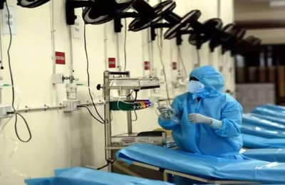 भारतात वाढत आहेत कोविड केसेस, स्वतःचे रक्षण करण्यासाठी या गोष्टी ठेवा लक्षात