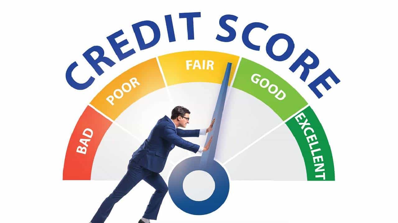 क्रेडिट स्कोअर नियमित तपासणे का गरजेचं ? जाणून घ्या फायदे