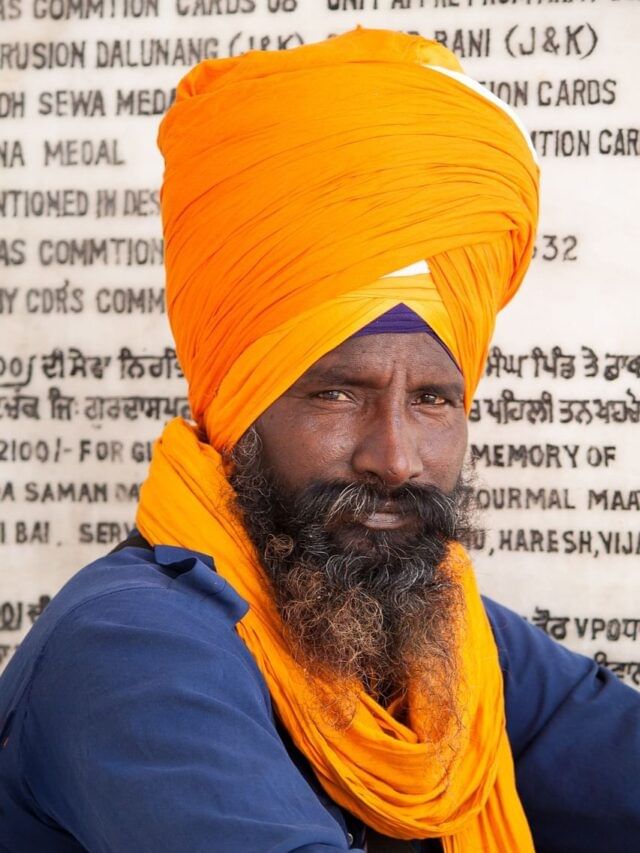 पाकिस्तानमध्ये किती शीख राहतात? जाणून घ्या पाकिस्तानमध्ये किती शीख राहतात? जाणून घ्या