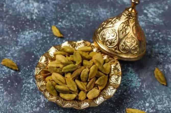 vastu tips: घरामध्ये धनसंपत्ती नांदण्यासाठी हे करा, सर्व समस्या होतील दूर होतील