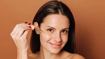 तुमच्या त्वचेसाठी Niacinamide की Salicylic Acid Serum योग्य आहे? तज्ज्ञांकडून जाणून घ्या..