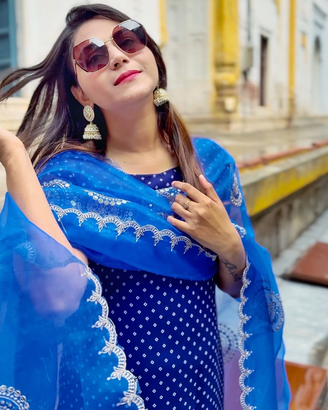 सोबतच पाकिस्तानात फिरायला मला फारच कमी वेळ मिळाला, अशी खंतही तिने आपल्या या डायरीत व्यक्त केली आहे. 