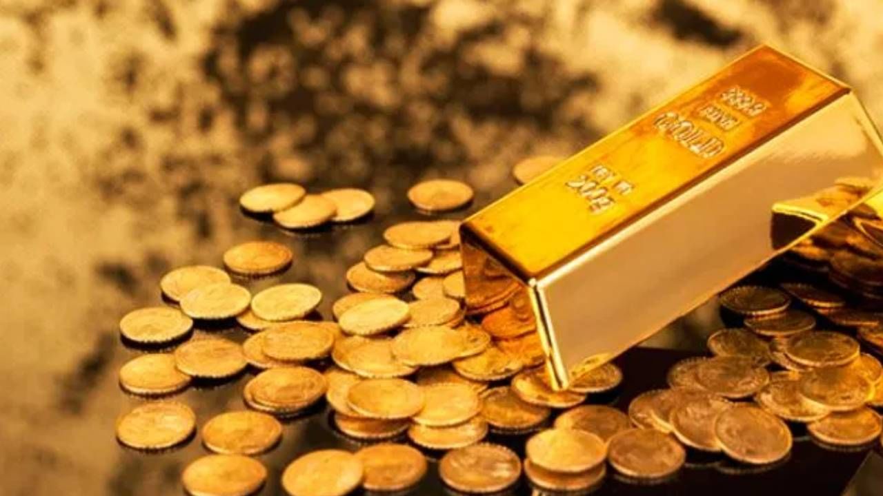 अमेरिका आणि चीन यांच्यातील व्यापार युद्ध सध्या शांत झाले आहे. याच कारणामुळे सध्या सोन्याच्या भावात घट होताना दिसत आहे. 