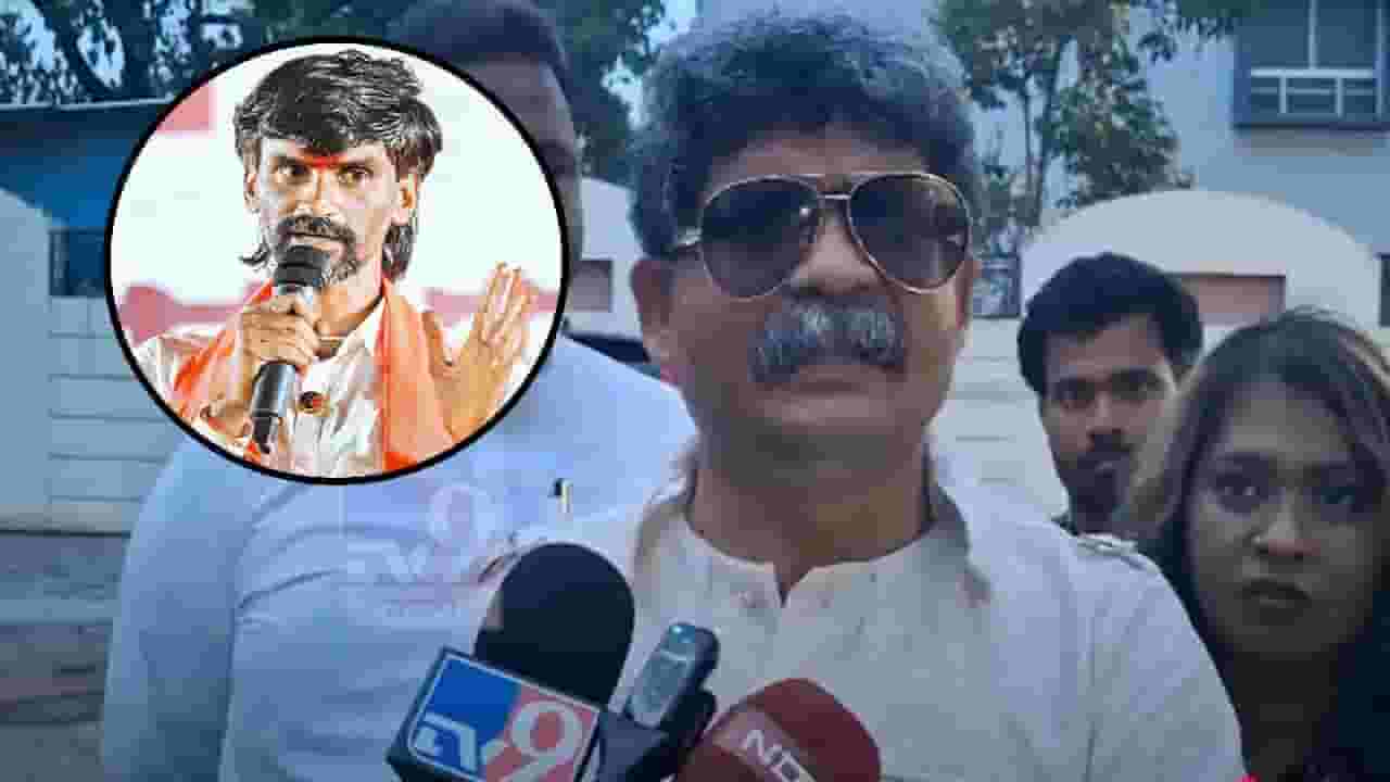 Gunaratna Sadavarte : मनोज जरांगे पाटील कोण? बॅरिस्टर आहे का? गुणरत्न सदावर्तेंचा आरक्षणाच्या मुद्द्यावरून हल्लाबोल Gunaratna Sadavarte : मनोज जरांगे पाटील कोण? बॅरिस्टर आहे का? गुणरत्न सदावर्तेंचा आरक्षणाच्या मुद्द्यावरून हल्लाबोल