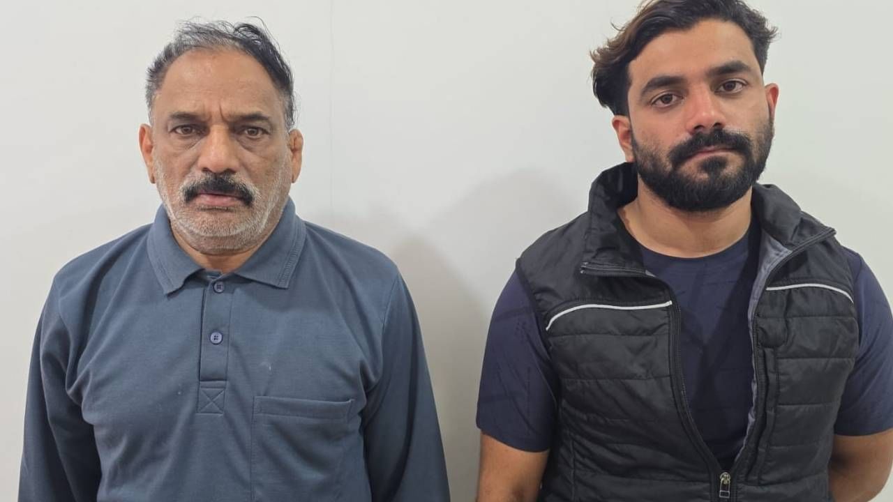 हगवणे कुटुंबावर 17 मो रोजी गुन्हा दाखल करण्यात आला होता. तेव्हापासून सुशील आणि राजेंद्र हगवणे फरार होते. या दोघांनी बावधन इथे मुहूर्त लॉजवर दोन दिवस मुक्काम केला. त्यानंतर ते कोल्हापूरला गेले. एक दिवस कोल्हापूरला राहिले. नंतर ते पुण्यातील मावळ तालुक्यातील पवना धरण परिसरात आले.