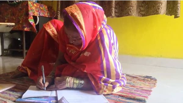 वर्ध्याच्या हिंगणघाट तालुक्यातील जामनी येथील 68 वर्षांच्या इंदूताईंचं सध्या खूप कौतुक होतंय.