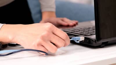 सारखा इंटरनेट स्लो होतोय? तर ट्राय करा हे उपाय आणि वाढवा वेग!