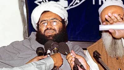 BLOG : फॅमिलीमध्ये एकटा मसूद अजहर वाचला असेल, तर तो पण लवकर मरणार, लिहून ठेवा, कारण...