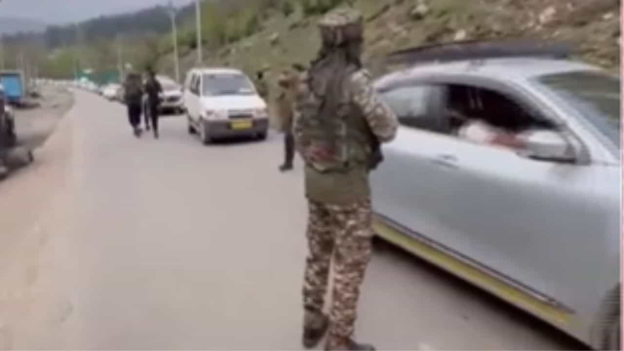 Jammu-Kashmir : जम्मू आणि काश्मीरमध्ये हाय अलर्ट जारी