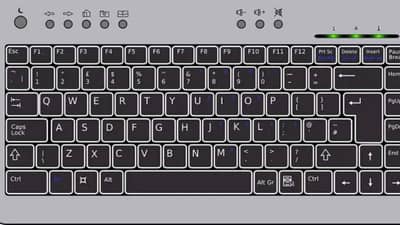 कीबोर्डच्या अक्षरांचा क्रम QWERTY असाच का असतो? यामागे आहे खूपच रंजक गोष्ट