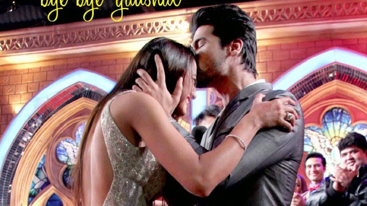 "गौहरसोबत माझं नातं खूप चांगलं होतं. पण जेव्हा धर्मावरून काही समस्या जाणवल्या, तेव्हा मी त्यातून मार्ग काढण्याचा खूप प्रयत्न केला. दुर्दैवाने आम्हाला आमच्या प्रेमाचा त्याग करावा लागला. कदाचित आम्ही एकमेकांसाठी बनलोच नव्हतो", अशा शब्दांत कुशल व्यक्त झाला. 
