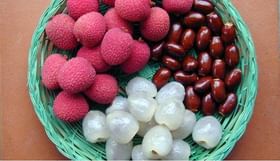 लिची खाण्याची योग्य वेळ कोणती? आरोग्यास मिळतील दुप्पट फायदे लिची खाण्याची योग्य वेळ कोणती? आरोग्यास मिळतील दुप्पट फायदे