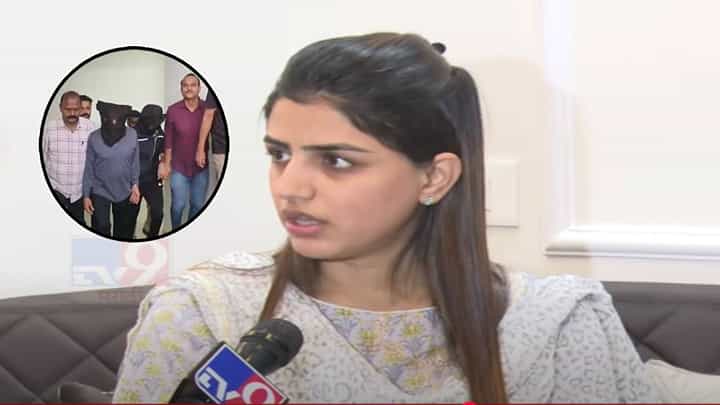 Vaishnavi Hagawane Case : वैष्णवी प्रकरणात सुशीलला गोवण्यात आलं? हगवणेंची मोठी सून नेमकं काय म्हणाली? Vaishnavi Hagawane Case : वैष्णवी प्रकरणात सुशीलला गोवण्यात आलं? हगवणेंची मोठी सून नेमकं काय म्हणाली?