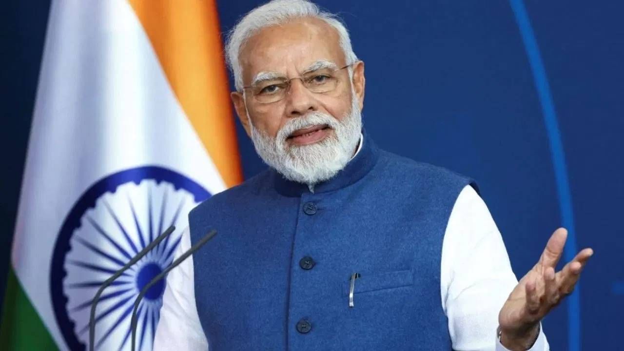 मोदी हा शब्द संस्कृत शब्दापासून आला आहे. ज्याचा अर्थ आनंद किंवा मोद असा होतो.