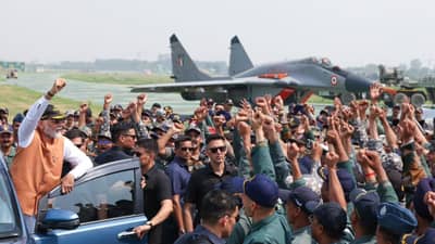 भारताने फक्त सैन्य कारवाई स्थगित केली आहे, जर...; ऑपरेशन सिंदूरबाबत काय म्हणाले मोदी?