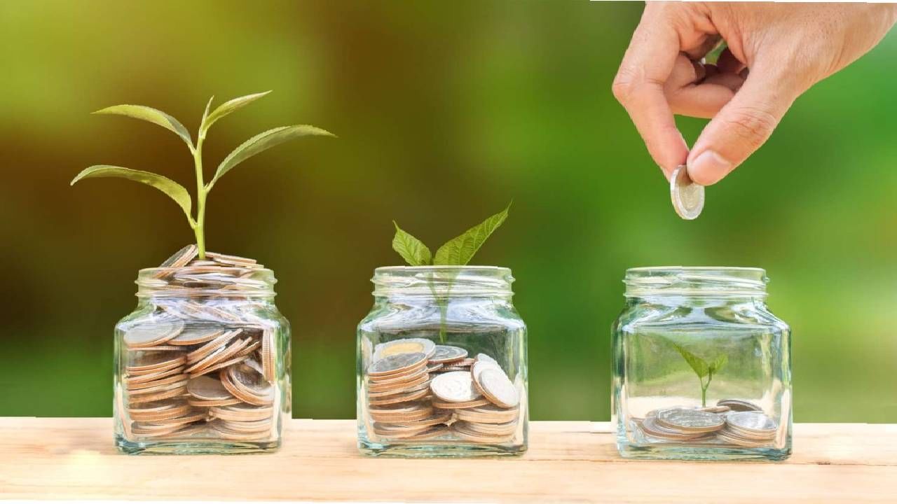 एसबीआयची 'हर घर लखपति' योजना काय आहे? जाणून घ्या तुम्ही कशी कमाई करू शकता एसबीआयची 'हर घर लखपति' योजना काय आहे? जाणून घ्या तुम्ही कशी कमाई करू शकता