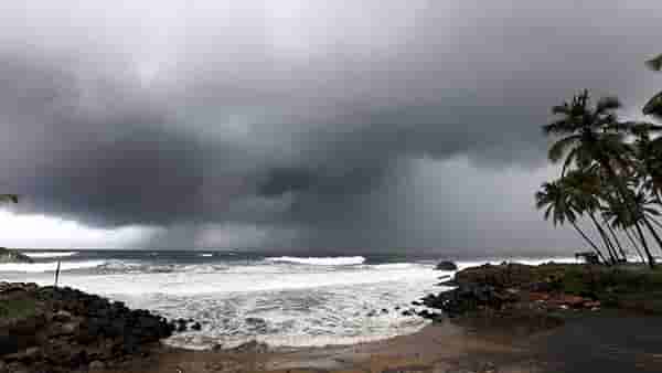 Monsoon BIG Update : मान्सून अरबी समुद्रात दाखल, 27 मेपर्यंत केरळात पण महाराष्ट्रात कधी बसरणार?