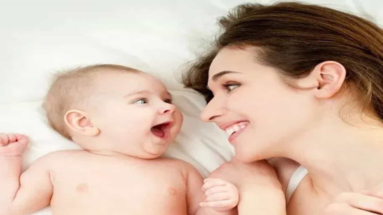 मातृदिन का साजरा केला जातो? ही अनोखी गोष्ट आजही अनेकांना माहीत नाही!