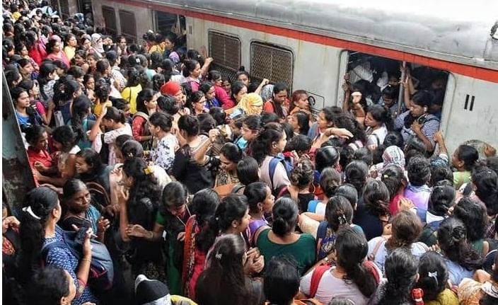 मुंबईकरांना महत्वाची बातमी! मध्य रेल्वेवरील वाहतूक पाऊण तास उशिरानं