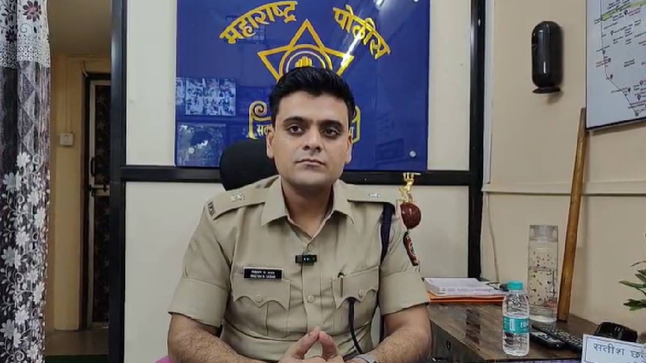 नागपूरची 43 वर्षीय सुनीता जामगडे ही महिला जम्मू-काश्मीरमधील कारगिलजवळील हंदरमन गावातून बेकायदेशीरपणे पाकिस्तानात घुसली होती, असे पोलिसांनी सांगितलं.